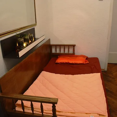 Cozy Downtown Apartment Belgrade
