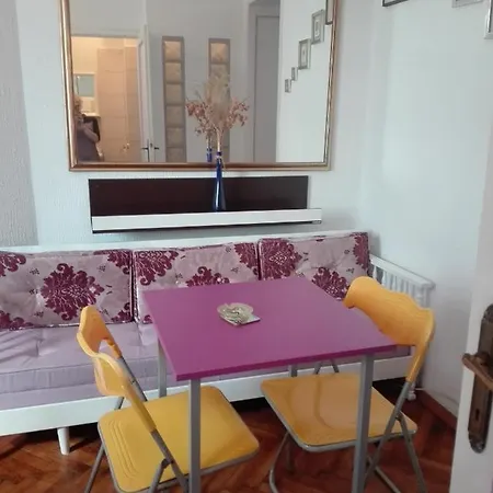 Apartament Cozy Downtown *